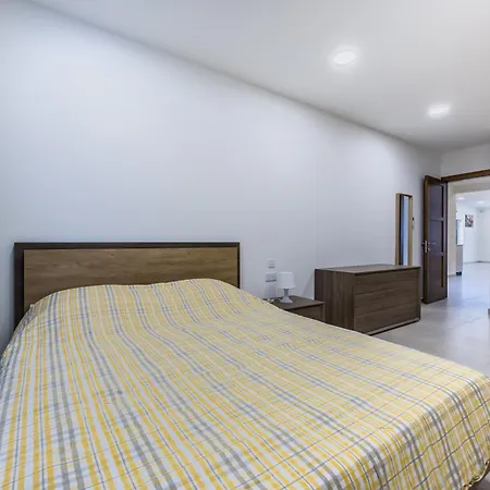 New Two Bedroom Fl 8 马尔萨斯卡拉